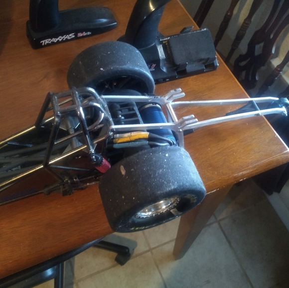 John force Traxxas funny car and custom built drag - Picture 3 of 8